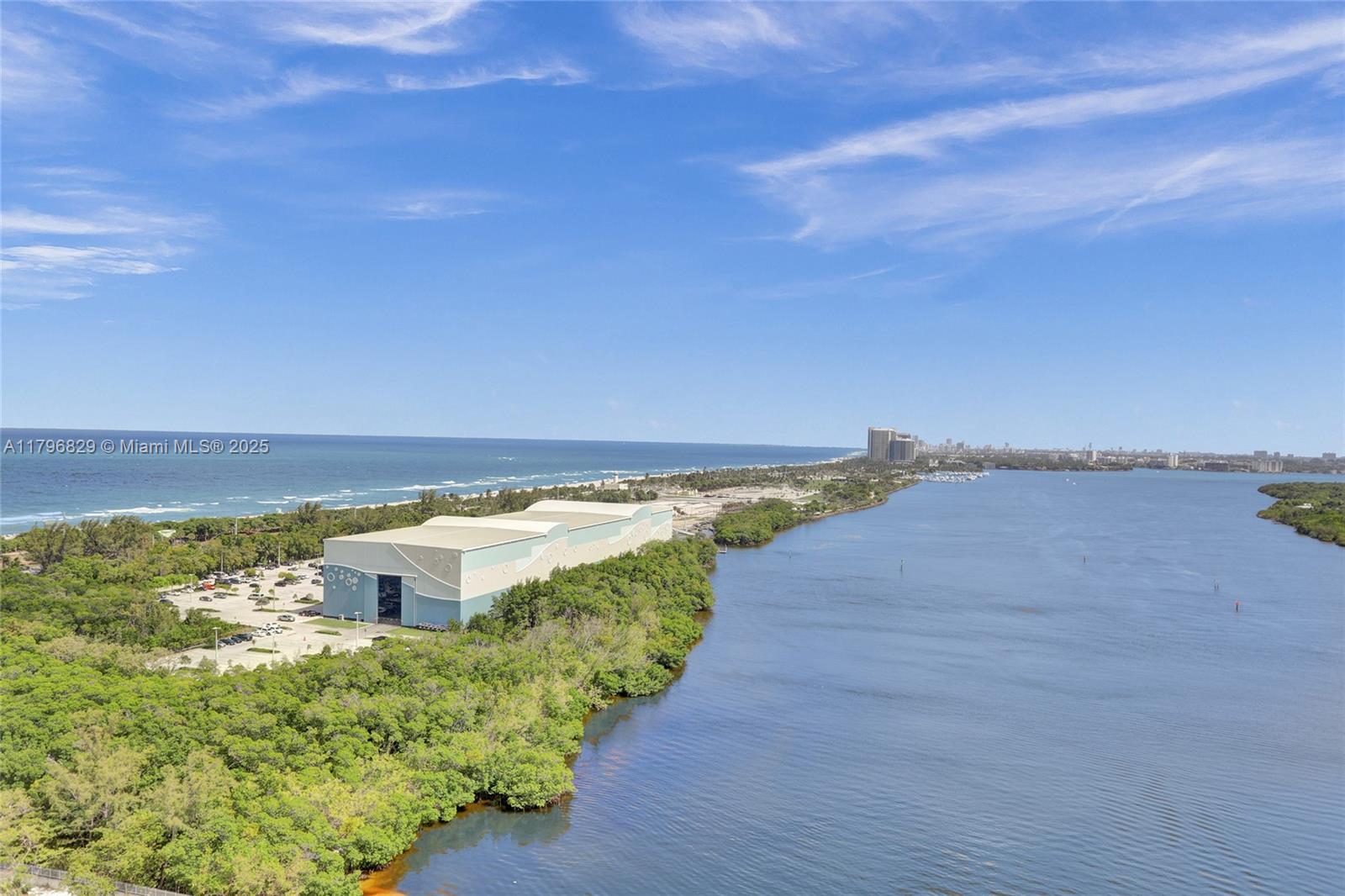 Property for Sale at 300 Bayview Dr Ph10, Sunny Isles Beach, Miami-Dade County, Florida - Bedrooms: 2 
Bathrooms: 2  - $475,000