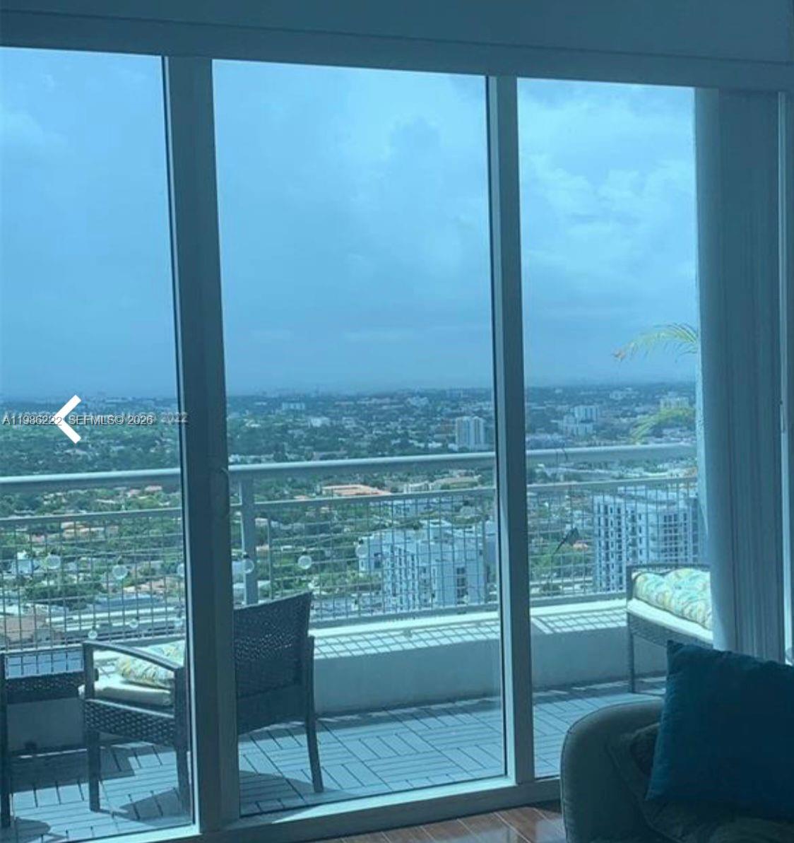 INFINITY AT BRICKELL COND - Residential