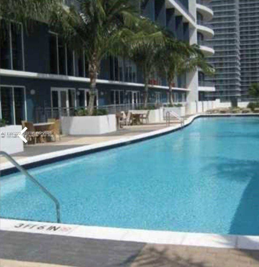 INFINITY AT BRICKELL COND - Residential