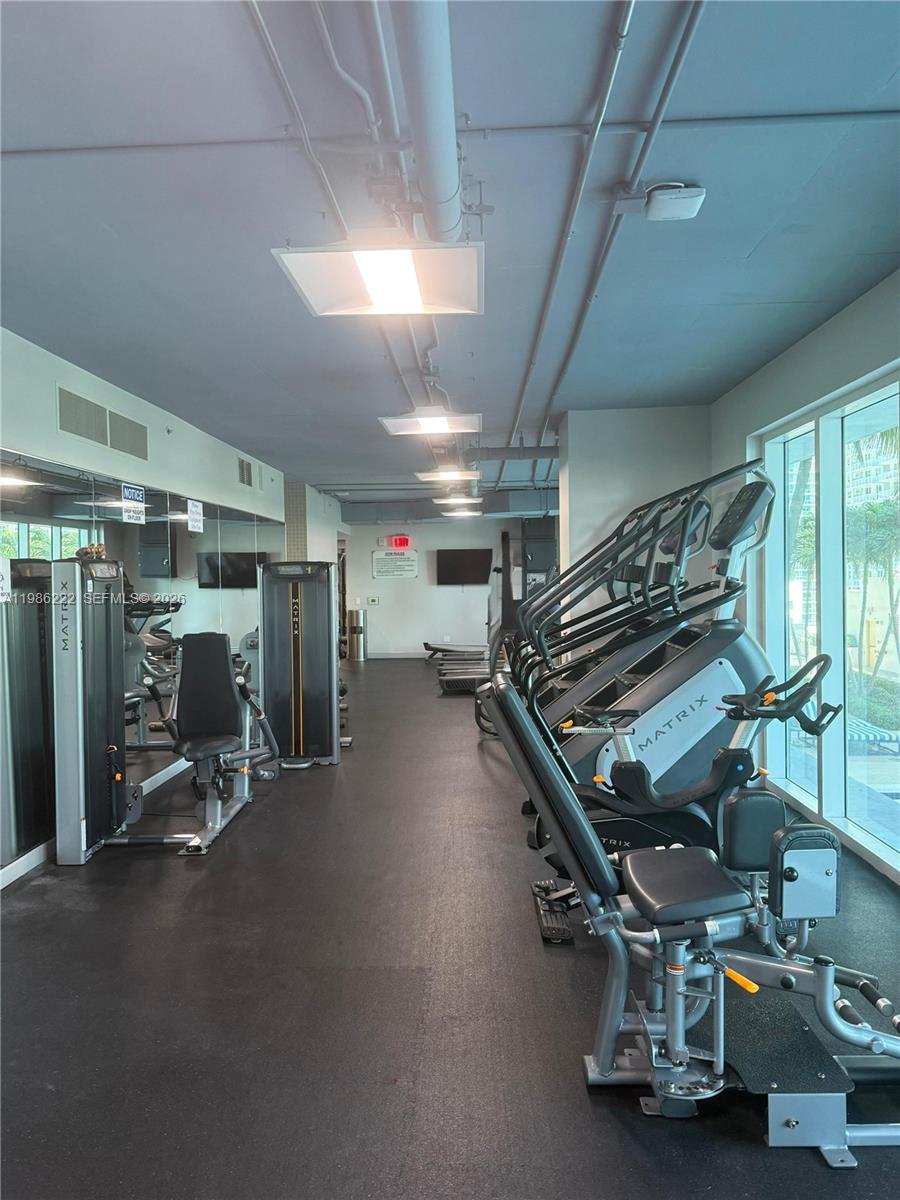 INFINITY AT BRICKELL COND - Residential