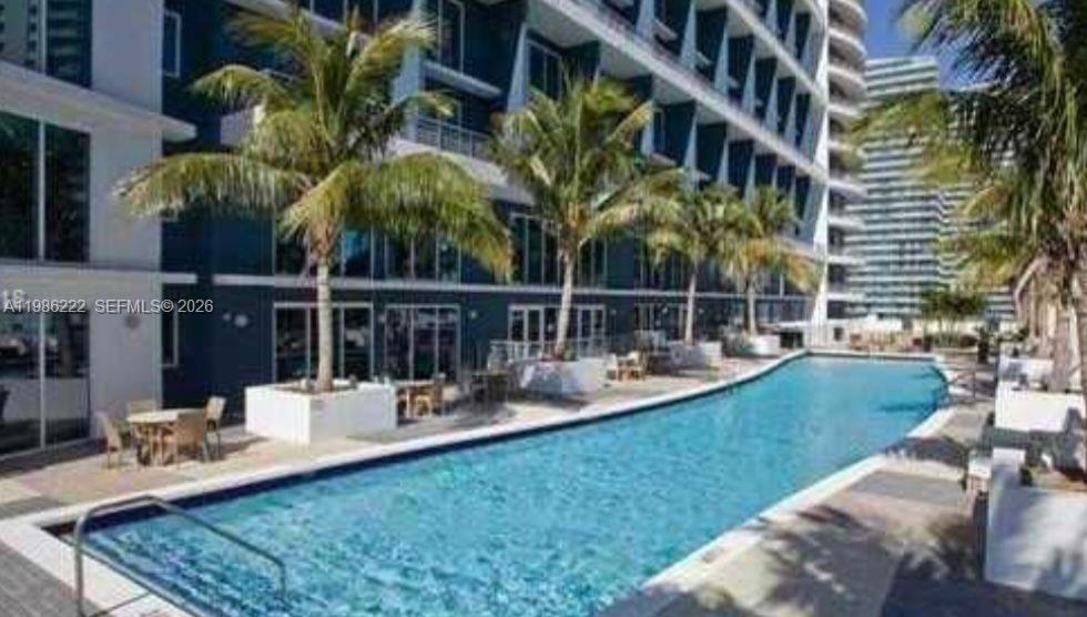 INFINITY AT BRICKELL COND - Residential