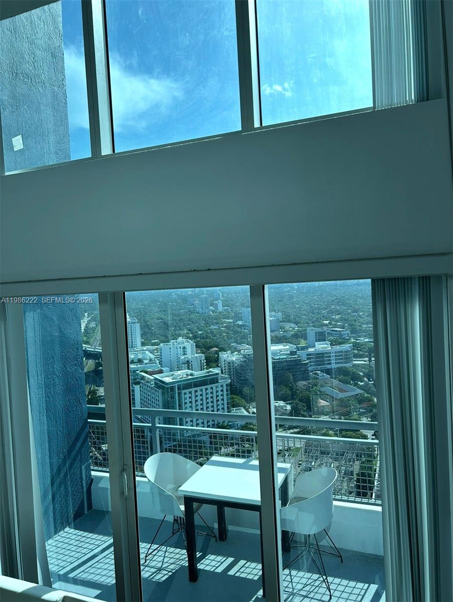 INFINITY AT BRICKELL COND - Residential