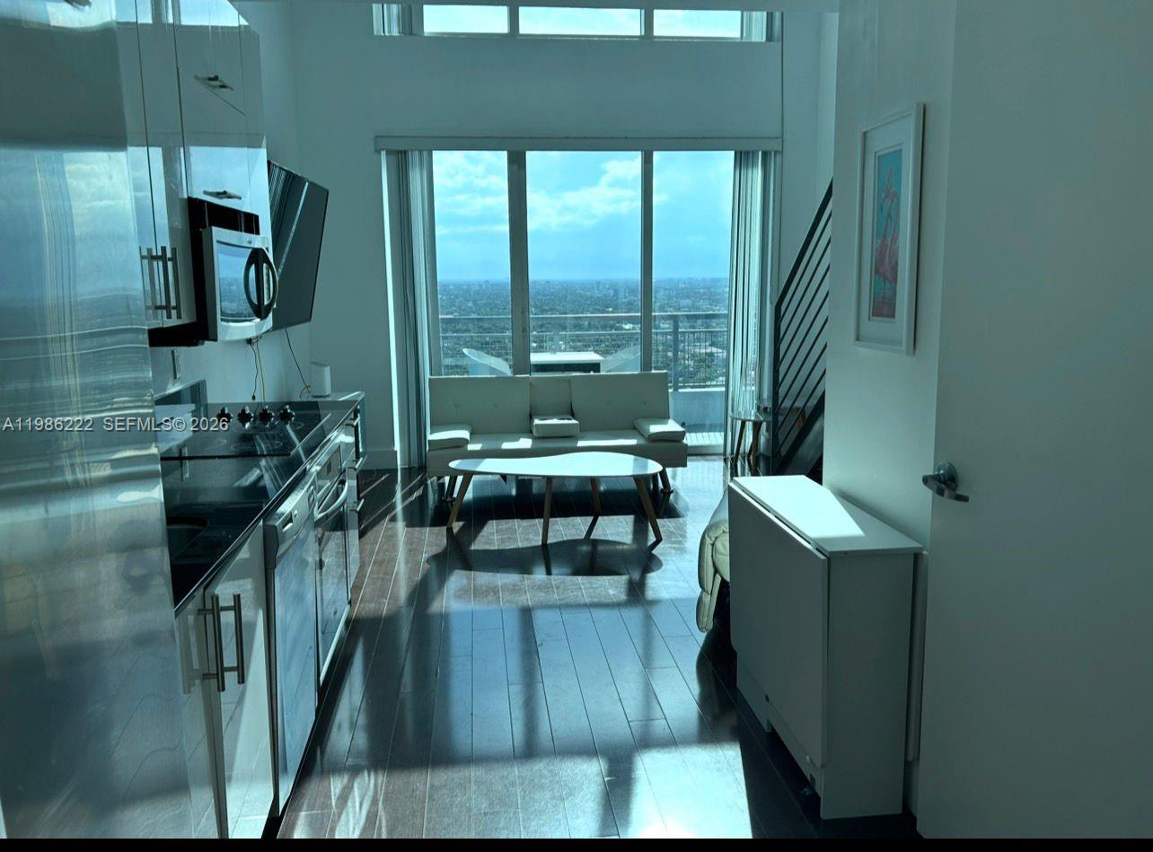 INFINITY AT BRICKELL COND - Residential