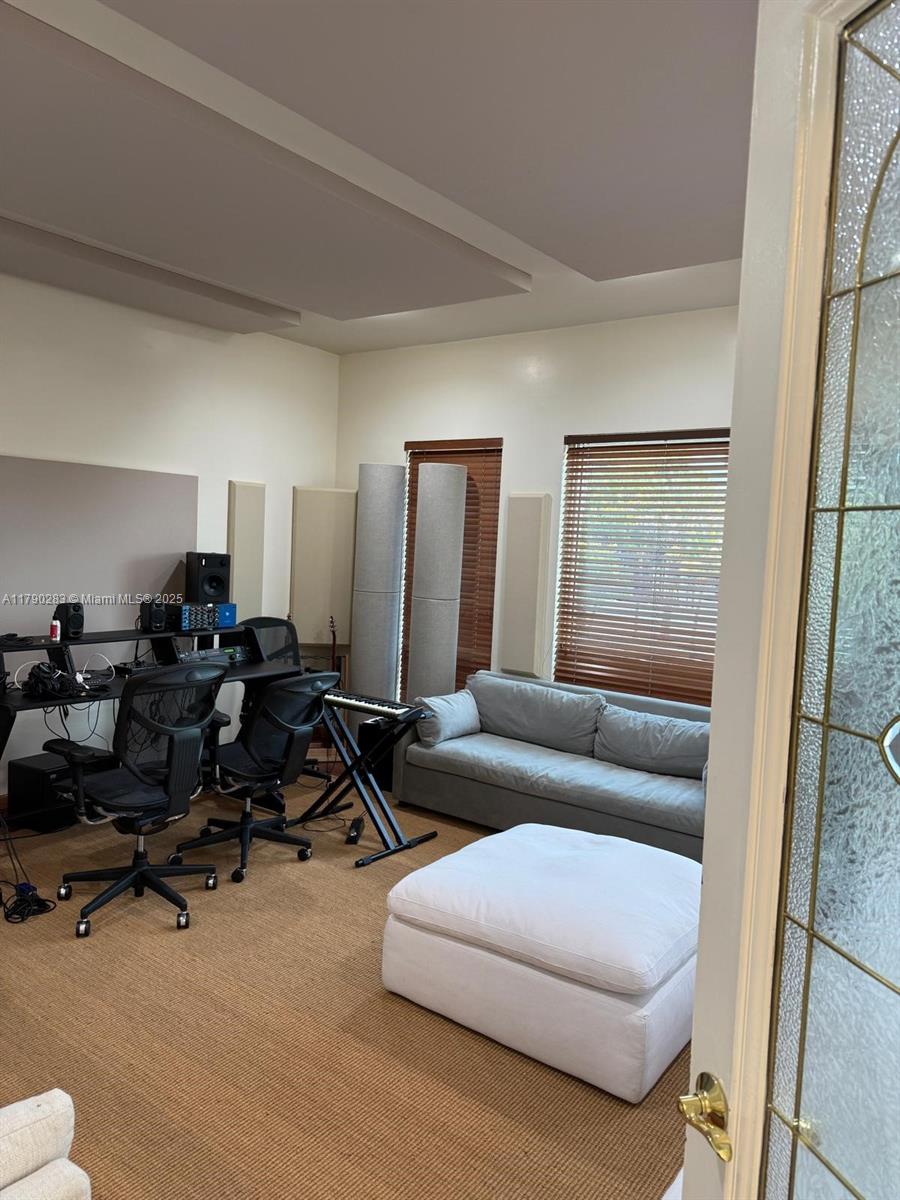 EASTERN SHORES - Residential Lease