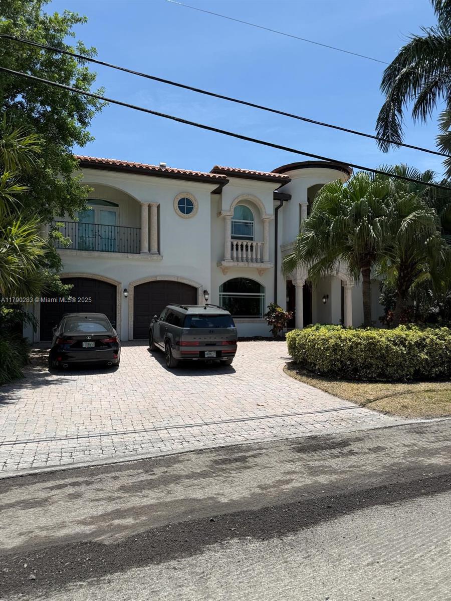EASTERN SHORES - Residential Lease