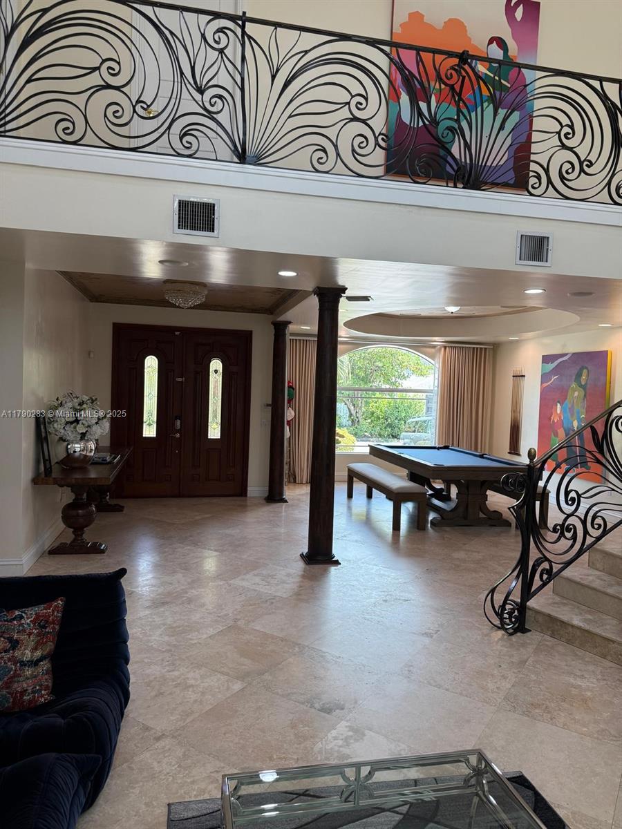 EASTERN SHORES - Residential Lease