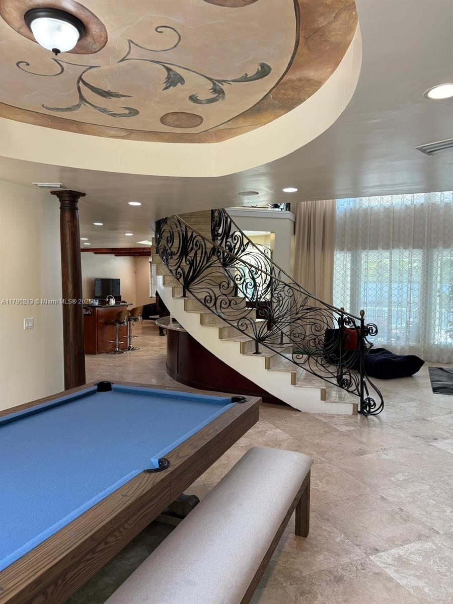 EASTERN SHORES - Residential Lease
