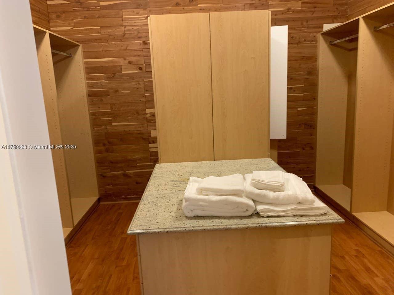 EASTERN SHORES - Residential Lease