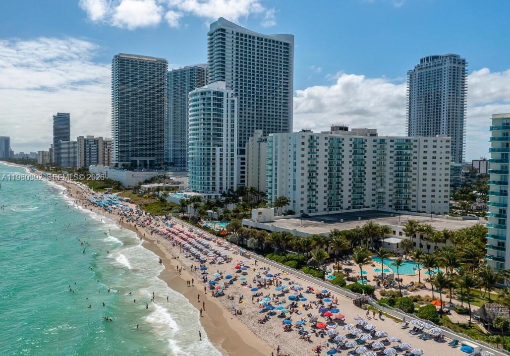 3901 S Ocean Dr PH16D