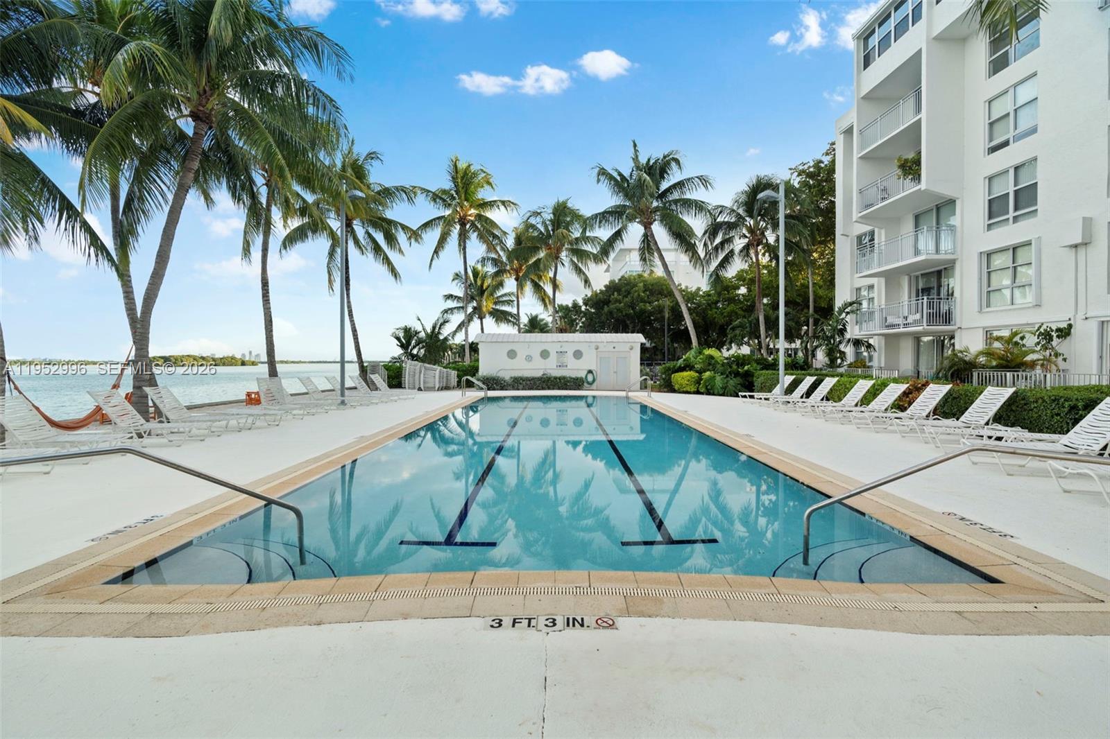 NIRVANA CONDO NO ONE COND - Residential