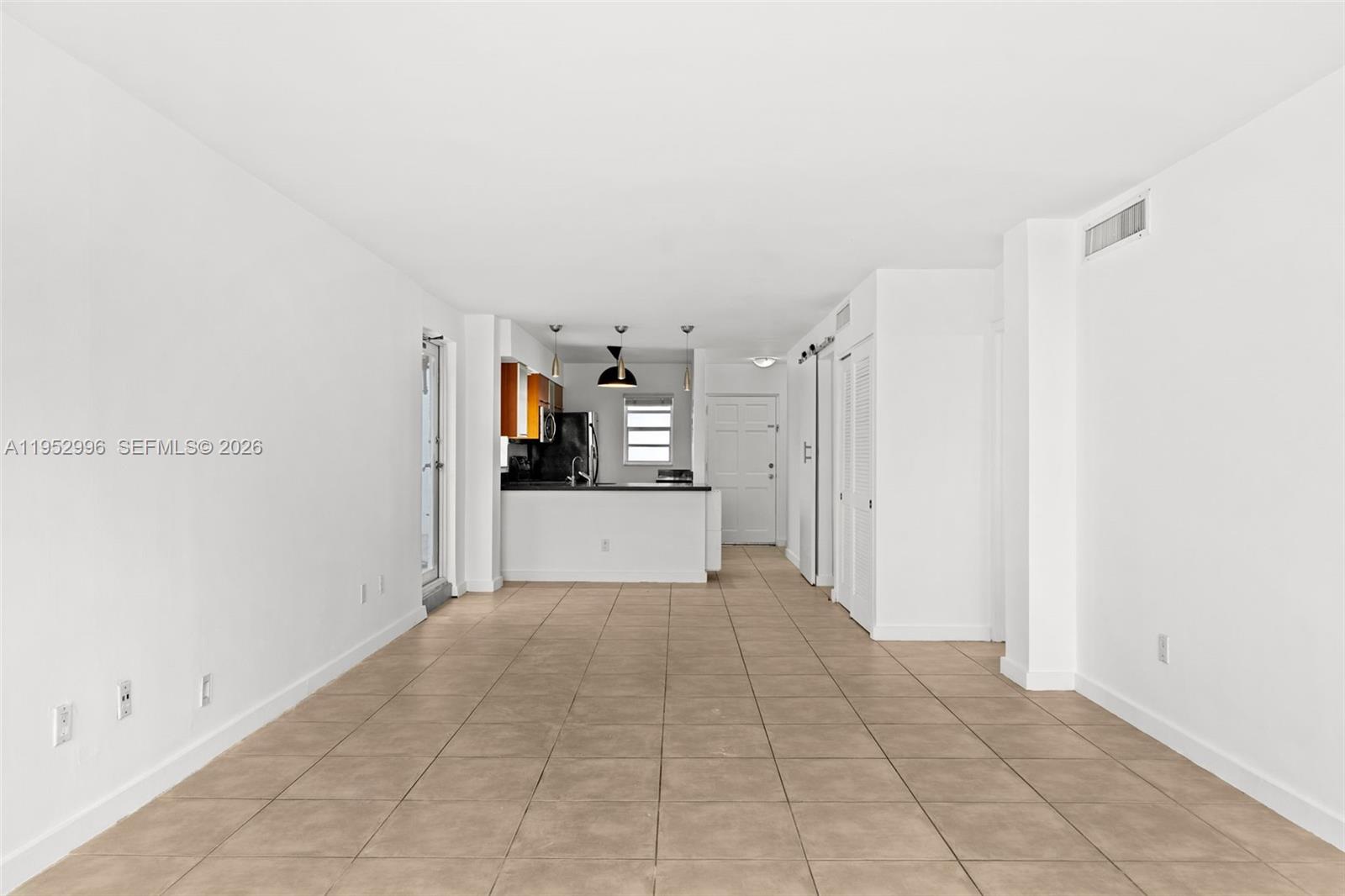 NIRVANA CONDO NO ONE COND - Residential