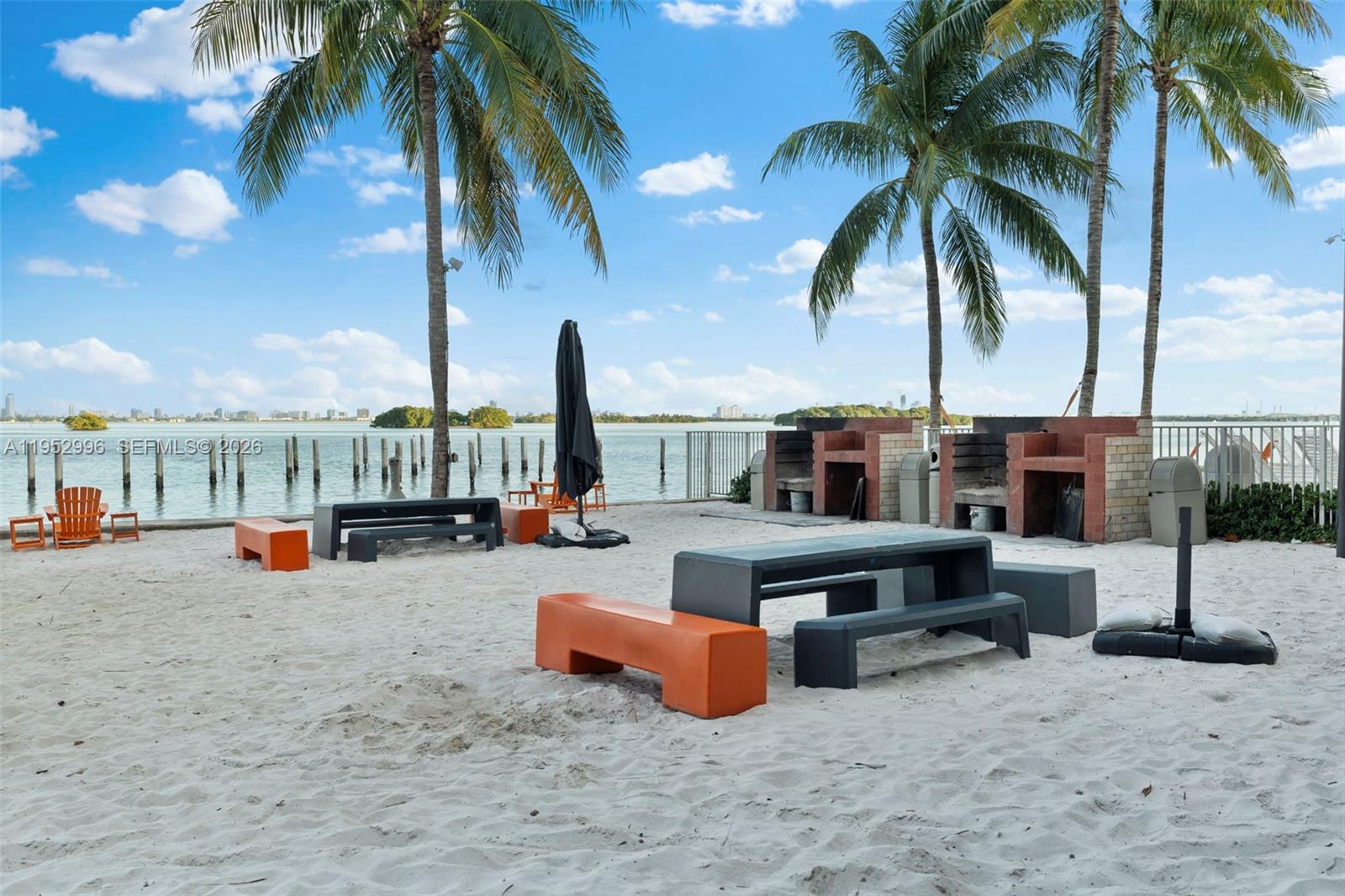 NIRVANA CONDO NO ONE COND - Residential