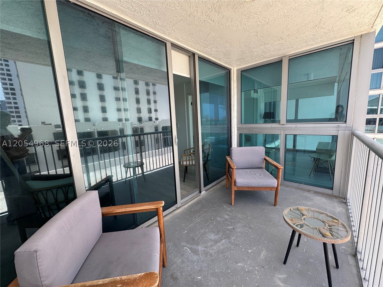 2655 Collins Ave 608