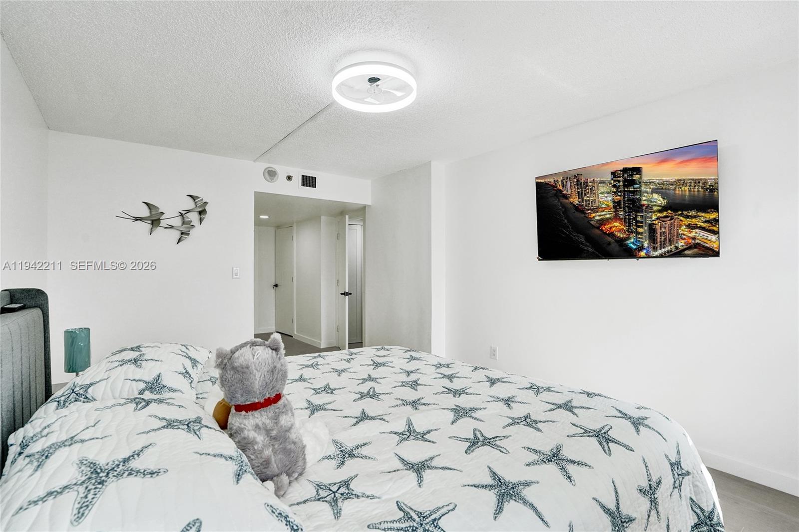 SUMMIT CONDO - Residential Lease