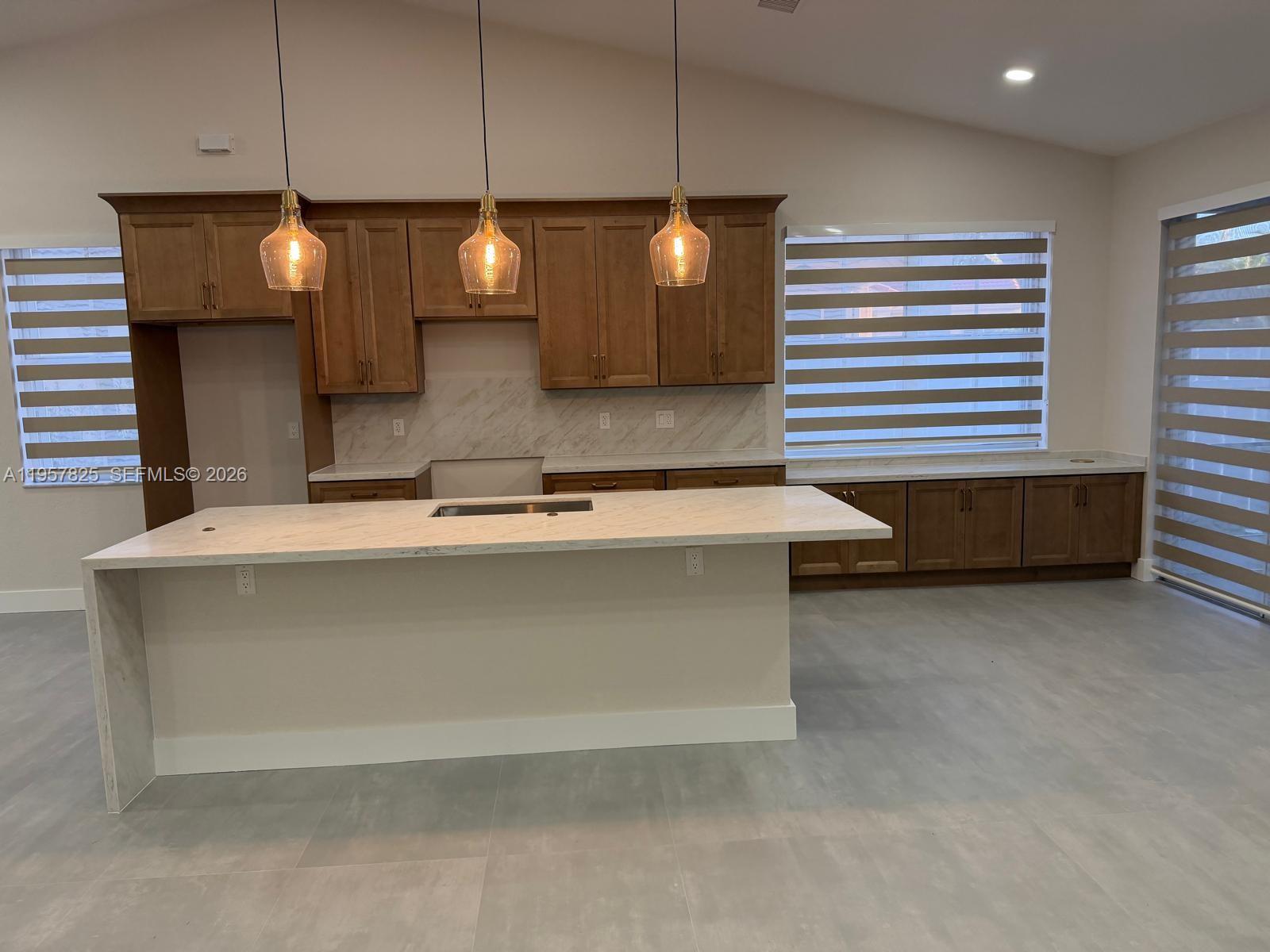 SECTOR 4 NORTH - Residential Lease