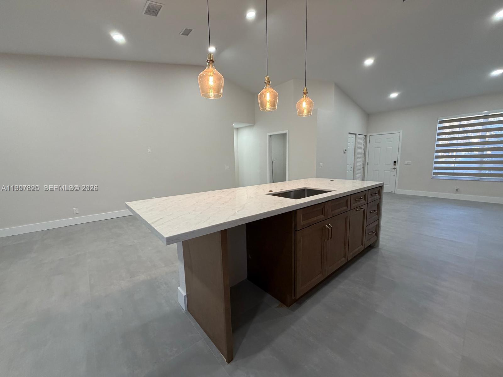 SECTOR 4 NORTH - Residential Lease