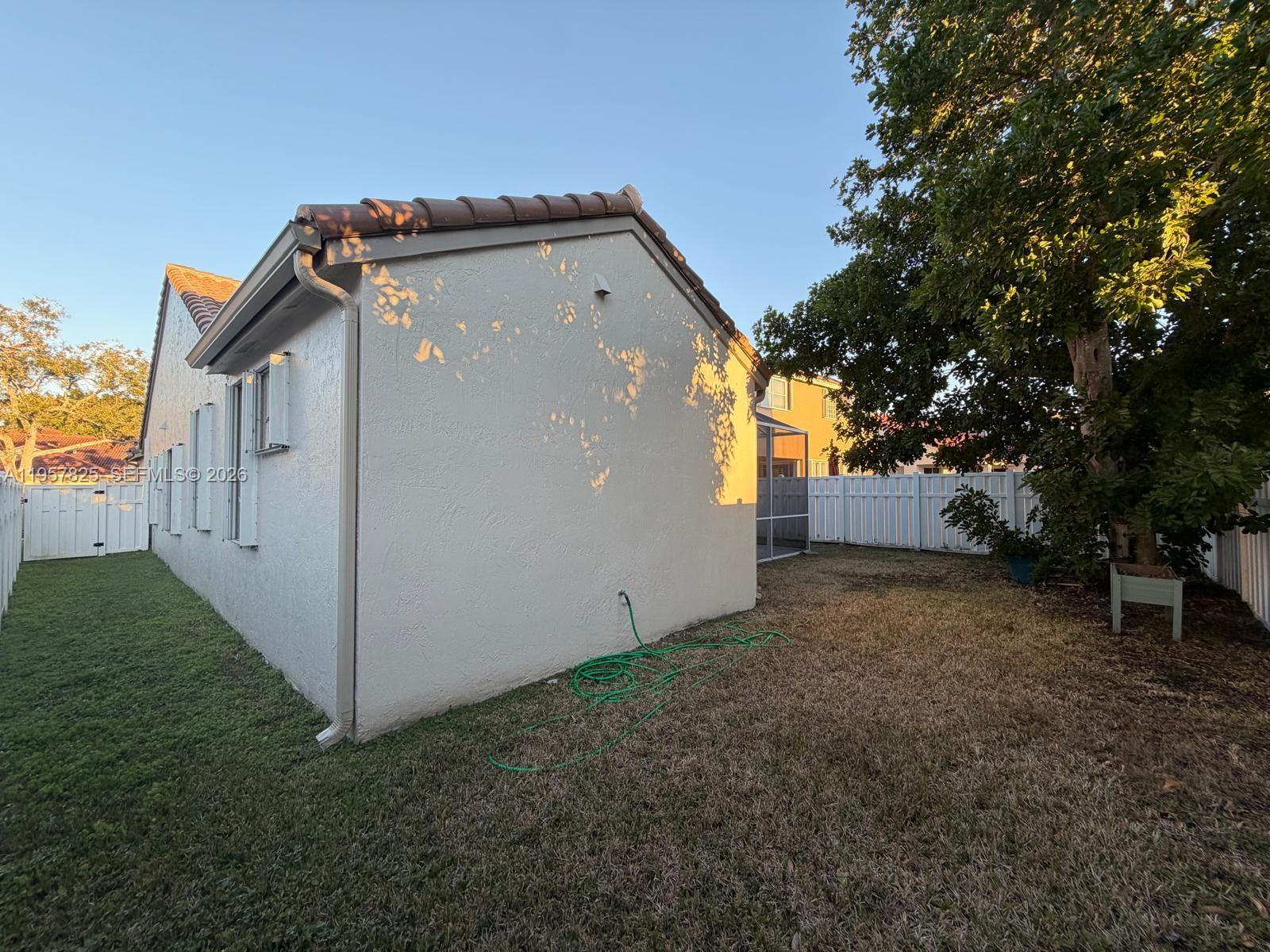 SECTOR 4 NORTH - Residential Lease