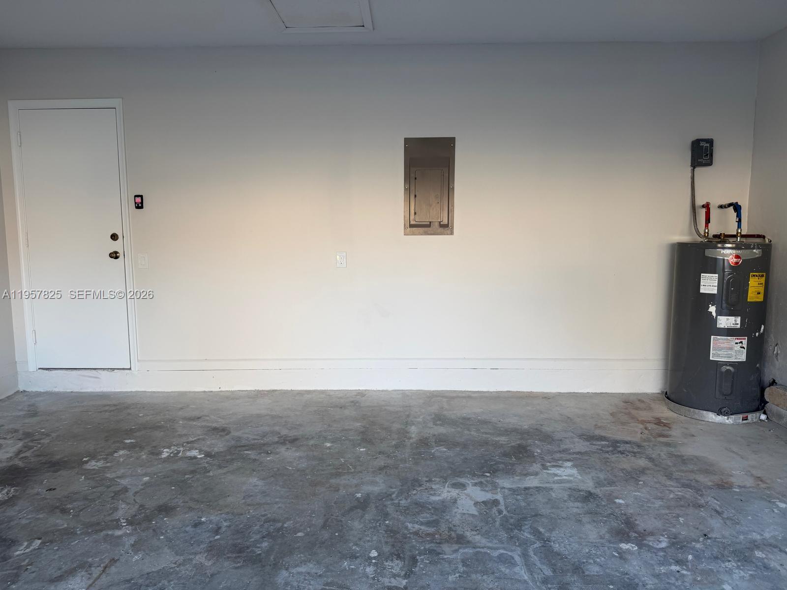 SECTOR 4 NORTH - Residential Lease