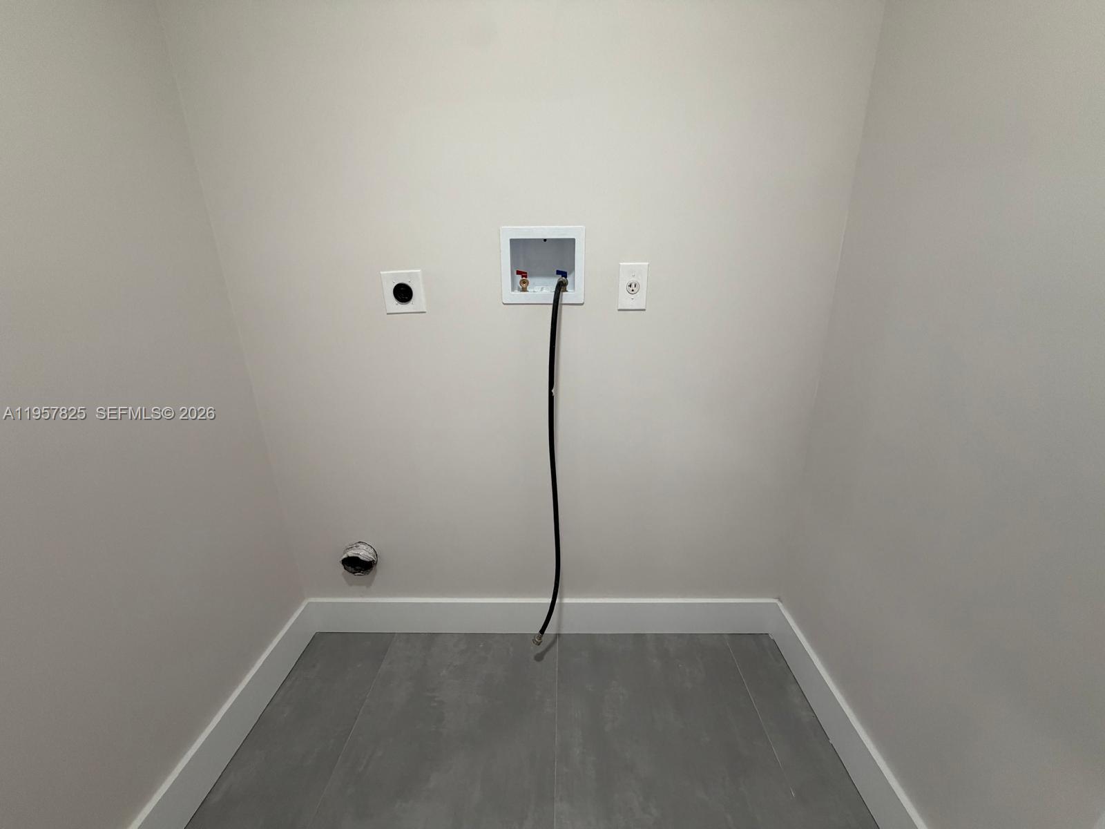 SECTOR 4 NORTH - Residential Lease