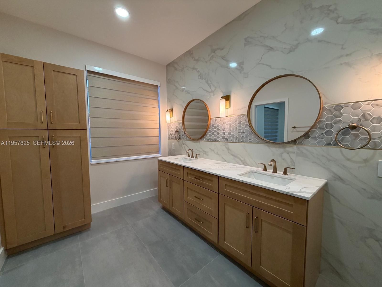 SECTOR 4 NORTH - Residential Lease