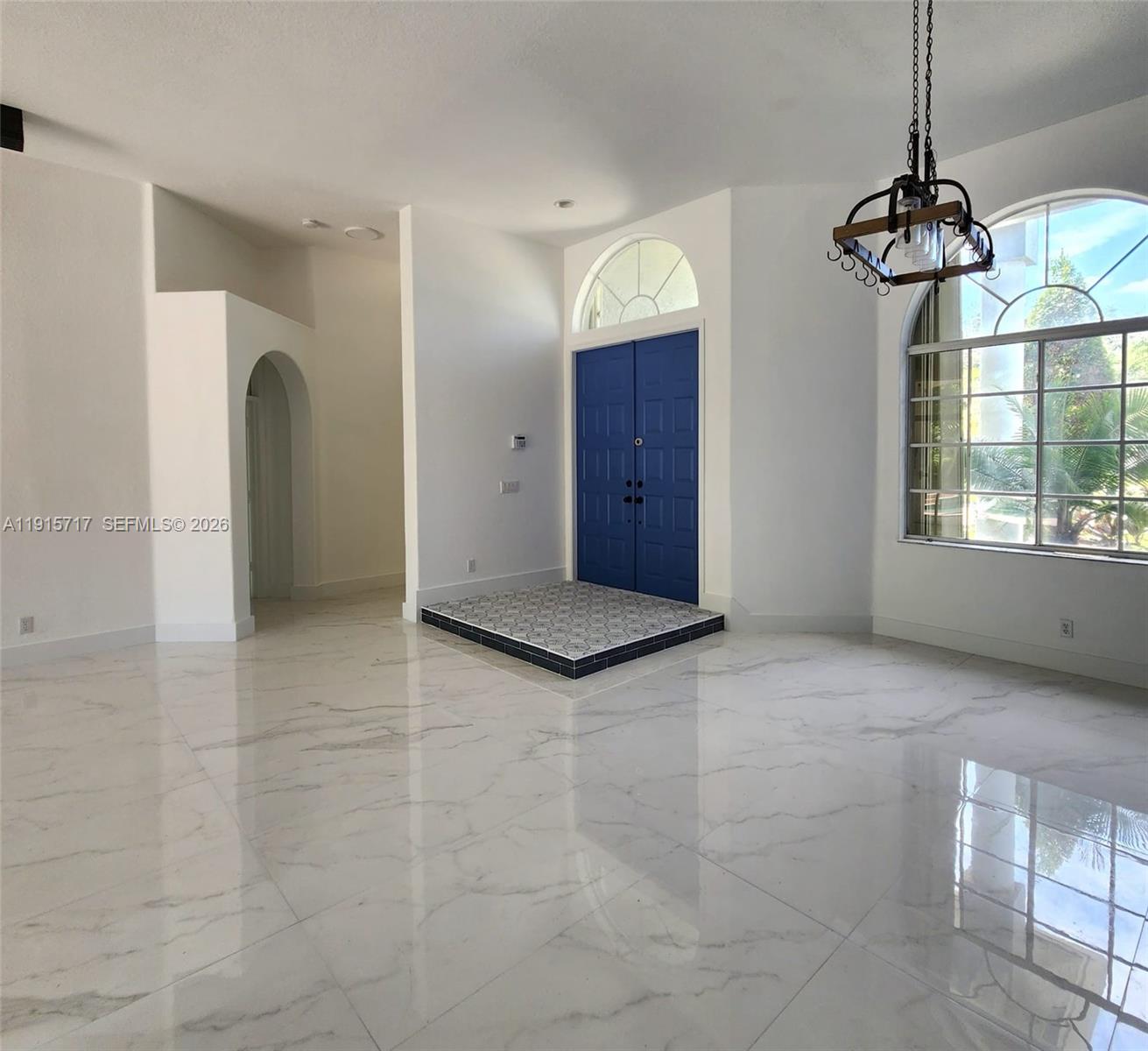 THE ISLANDS - Residential