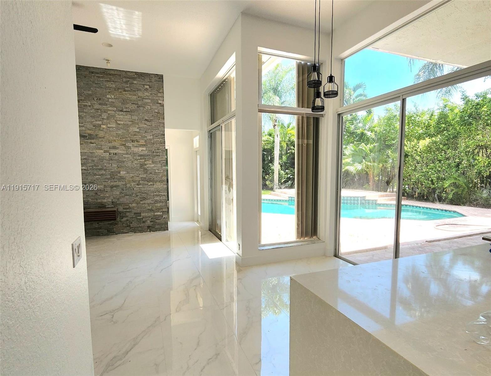 THE ISLANDS - Residential