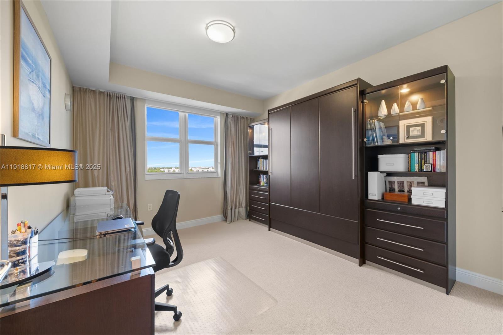 TURNBERRY VLG NO TOWER CO - Residential Lease