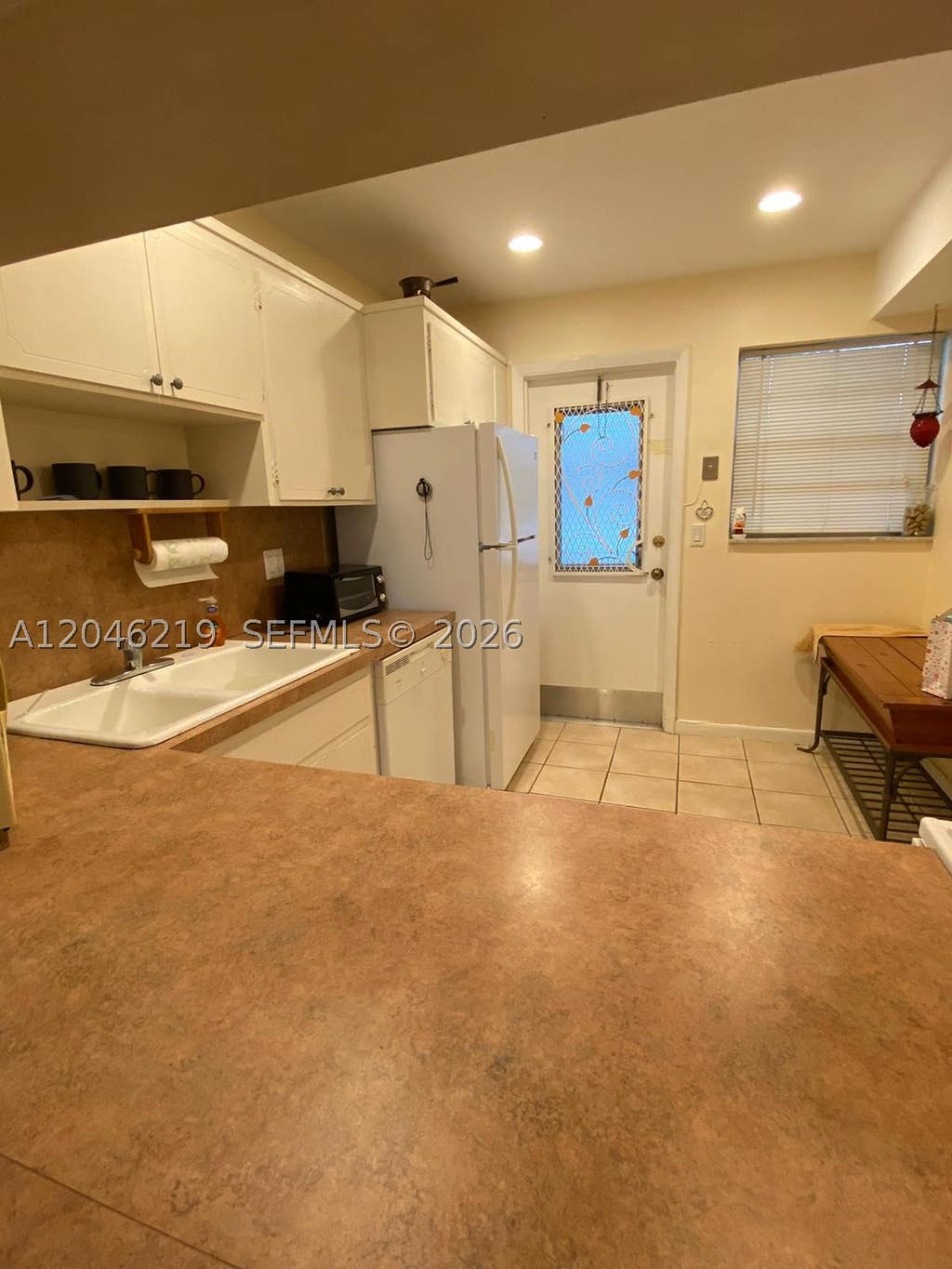 Photo of 330 SE 2nd St #403F, Hallandale Beach, FL 33009 (MLS # A12046219)
