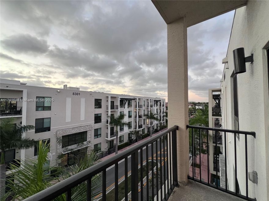 Beautiful 3/2 apartment at Urbana in very desirable neighborhood at Downtown Doral. Ceramic floors, Quartz countertops, SS appliance, Ring alarm system. Homeowners will have exclusive access to one of the best clubhouse in the area, resort style community pool, exercise room, lounge area, workplace, spinning area, Jogging path, basketball court, children water park.Great schools. For showings TEXT or CALL listing agent.