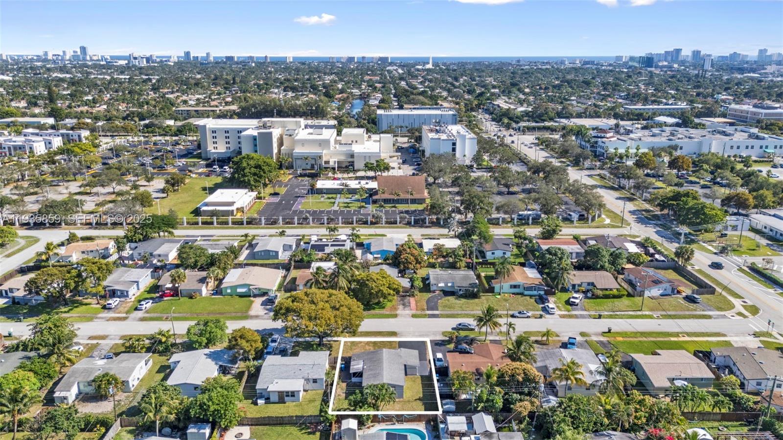 COLLIER ESTATES FIFTH ADD - Residential