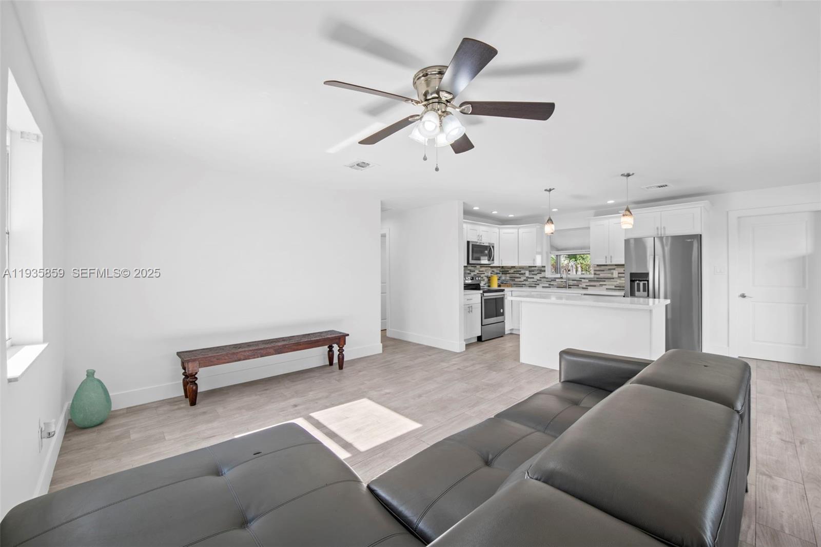 COLLIER ESTATES FIFTH ADD - Residential