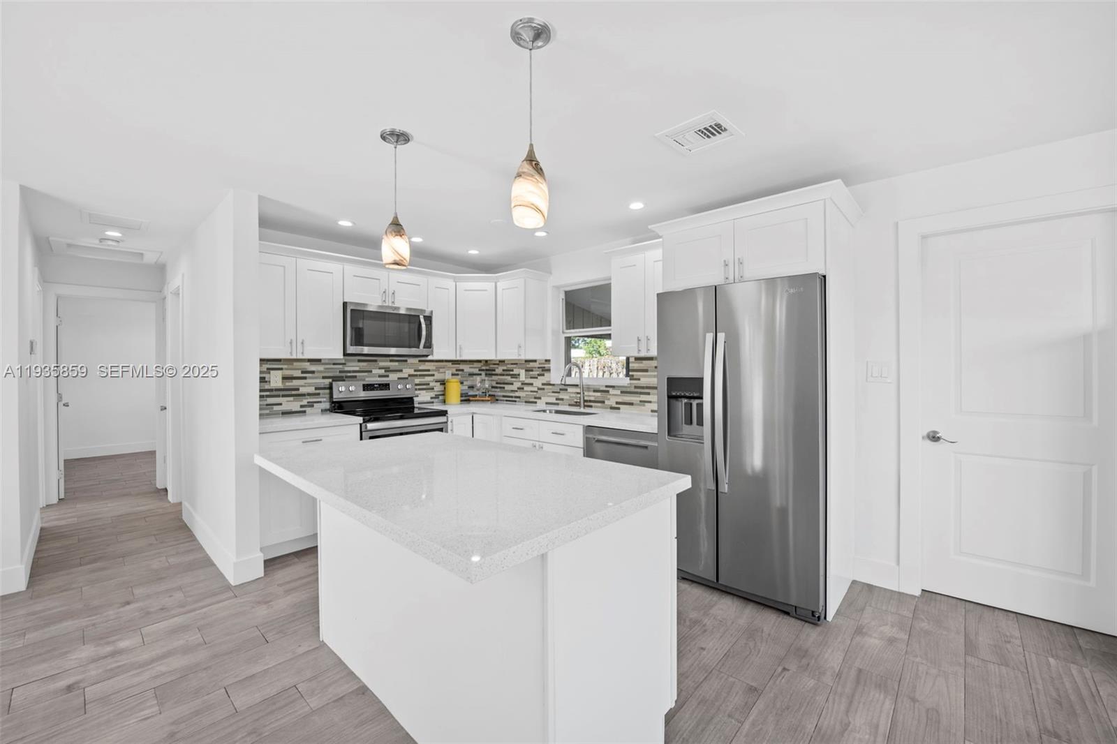 COLLIER ESTATES FIFTH ADD - Residential