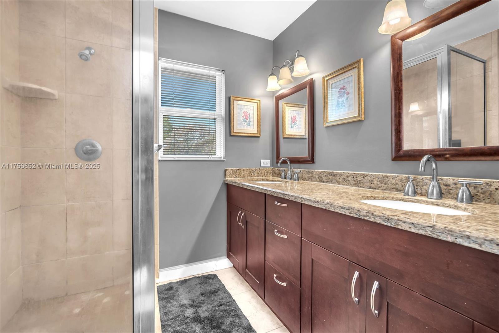 STAMFORD AT THE VILLAGES - Residential