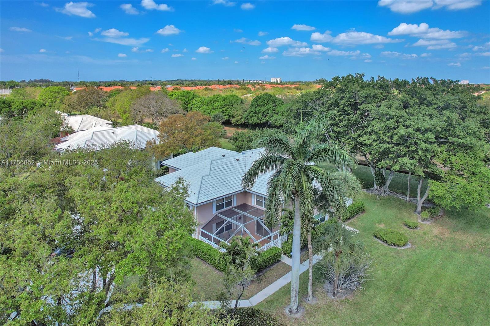 STAMFORD AT THE VILLAGES - Residential