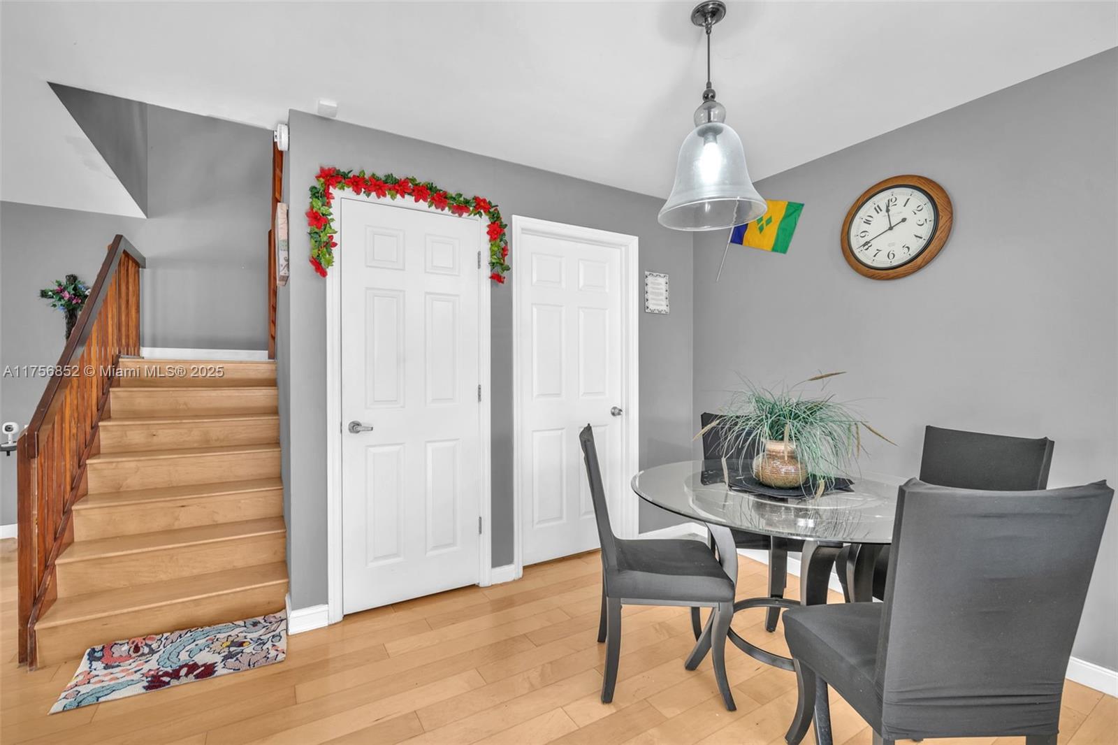 STAMFORD AT THE VILLAGES - Residential
