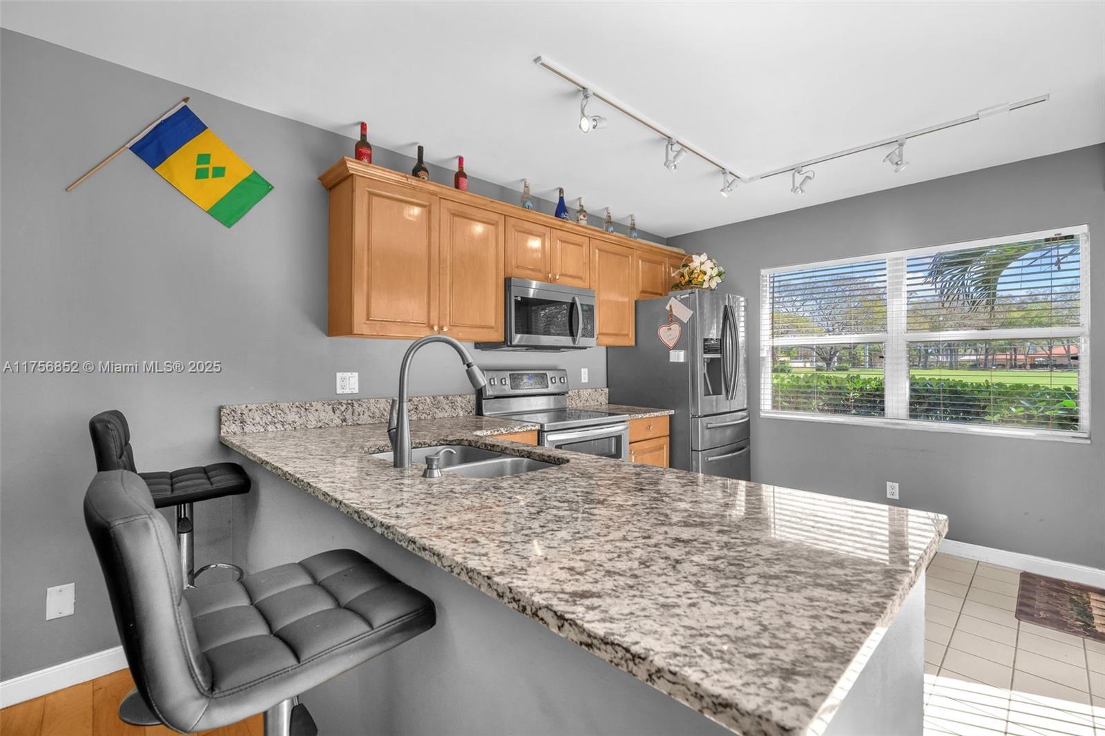 STAMFORD AT THE VILLAGES - Residential
