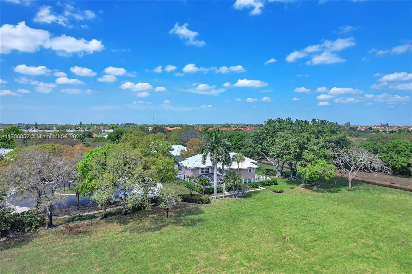 STAMFORD AT THE VILLAGES - Residential