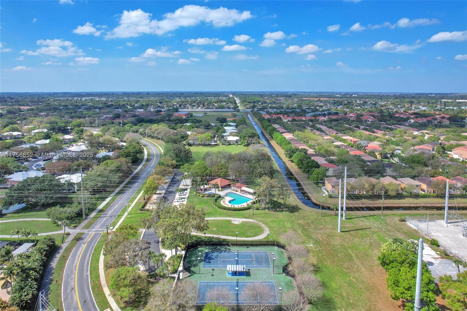 STAMFORD AT THE VILLAGES - Residential