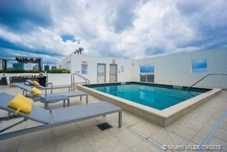 VILLAGGIO IN THE GROVE TO - Residential Lease