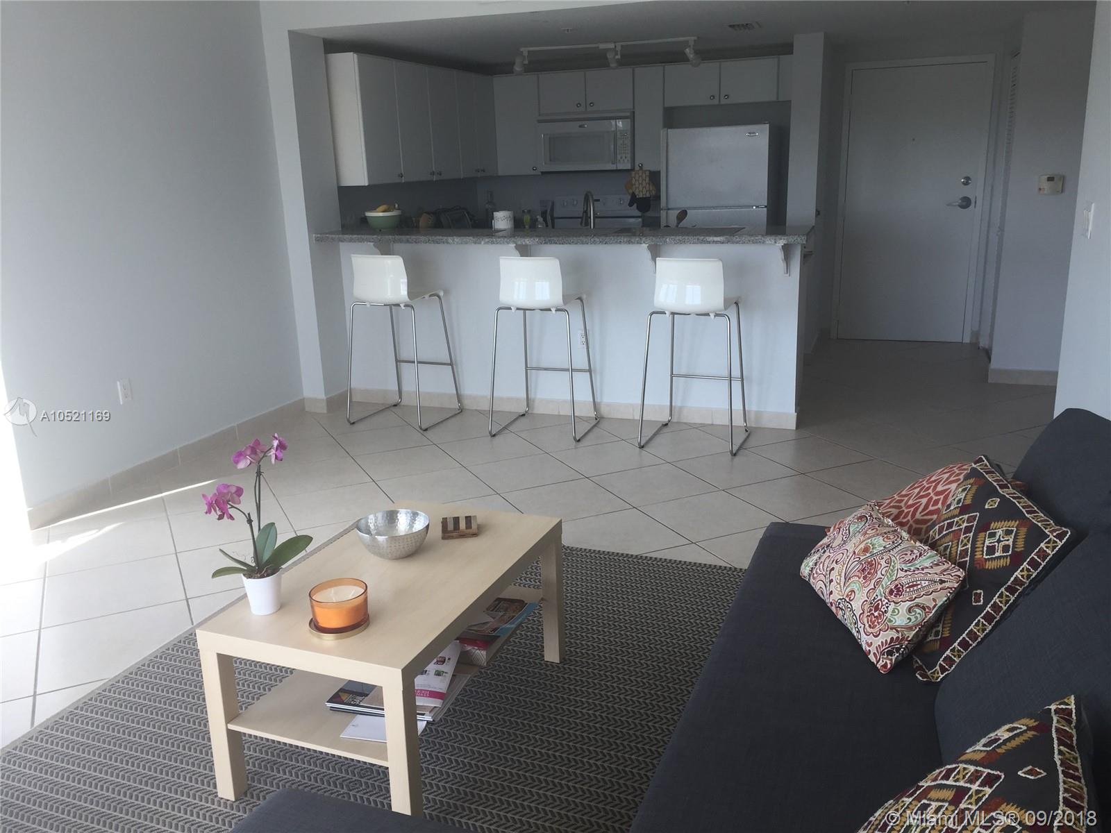 VILLAGGIO IN THE GROVE TO - Residential Lease