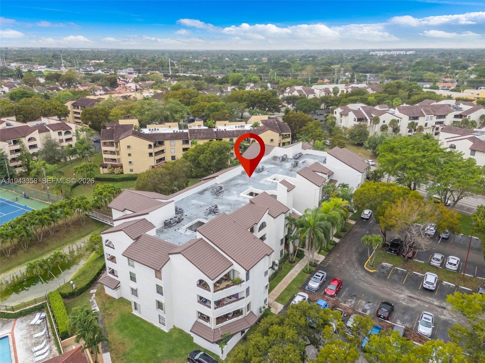 KENLAND POINTE CONDO II - Residential