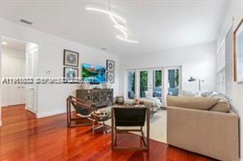 502 Loretto Ave 30 Coral Gables FL 33146