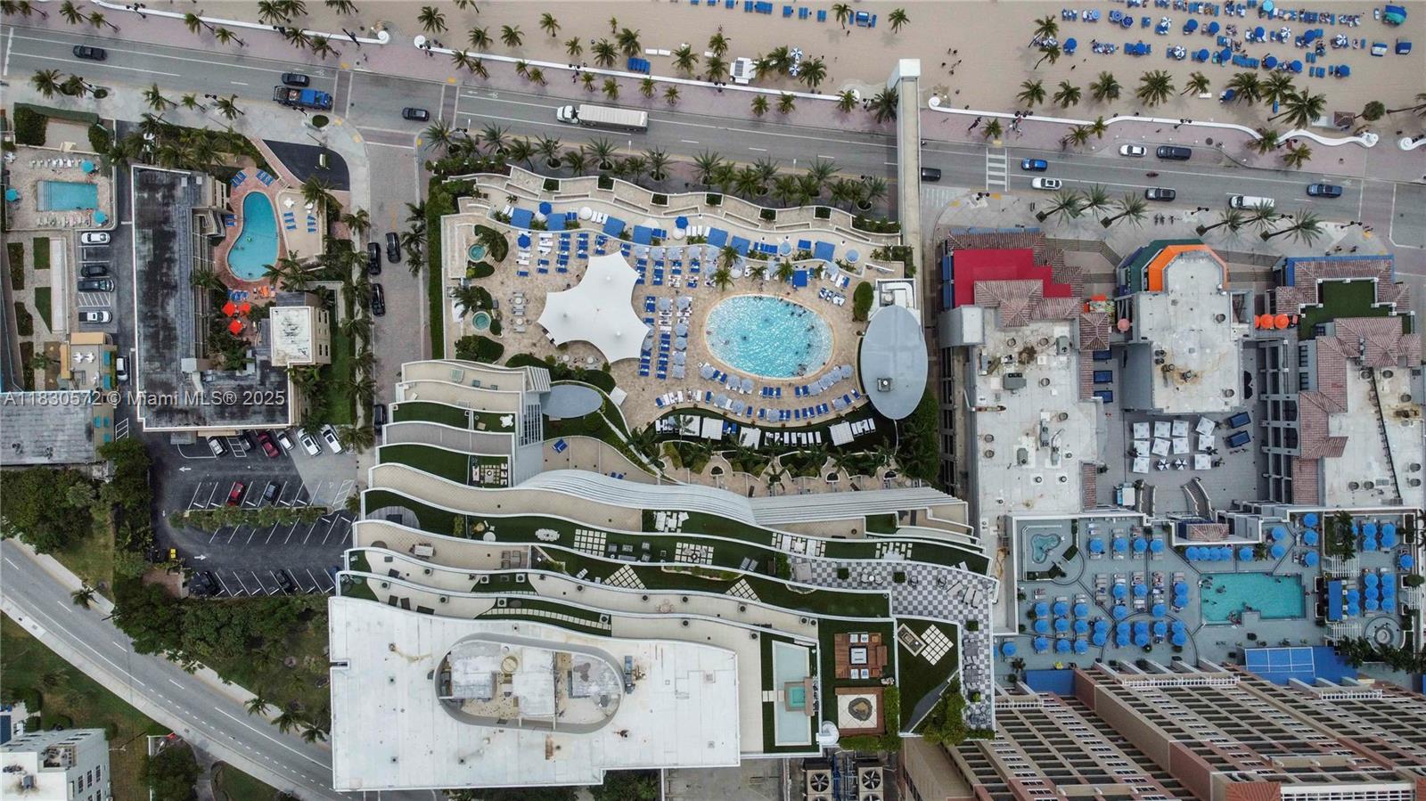 CASTILLO GRAND HOTEL RESI - Residential