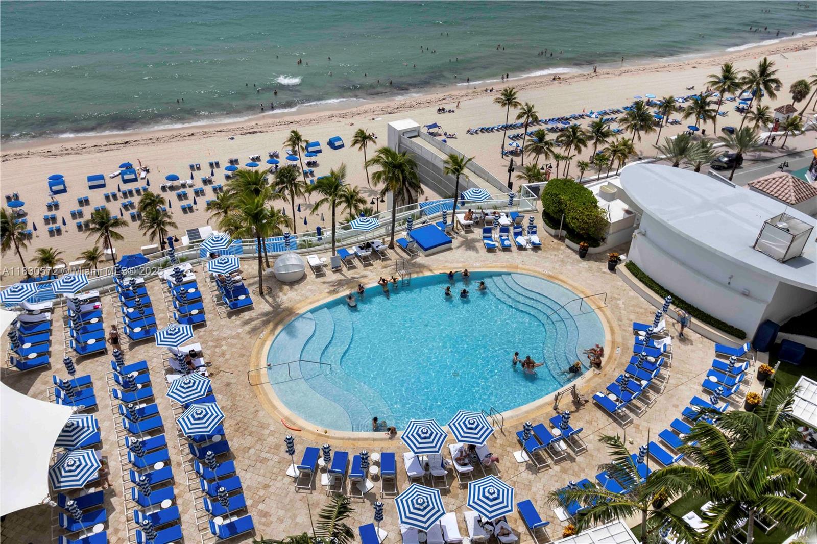 CASTILLO GRAND HOTEL RESI - Residential