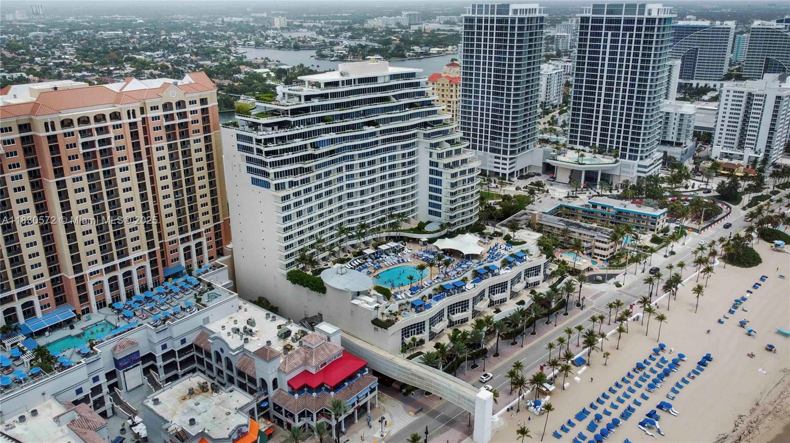 CASTILLO GRAND HOTEL RESI - Residential