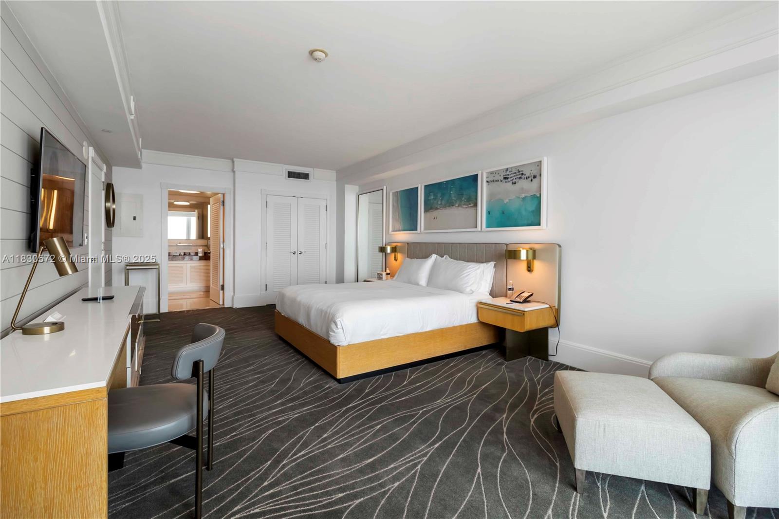 CASTILLO GRAND HOTEL RESI - Residential