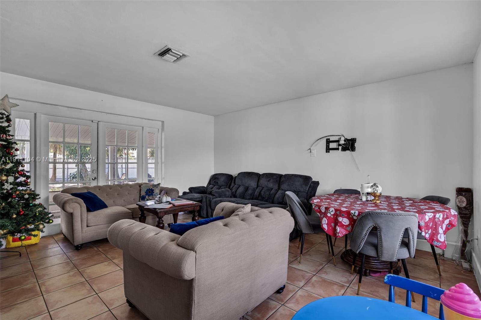 FRANJO PARK SEC 1 - Residential