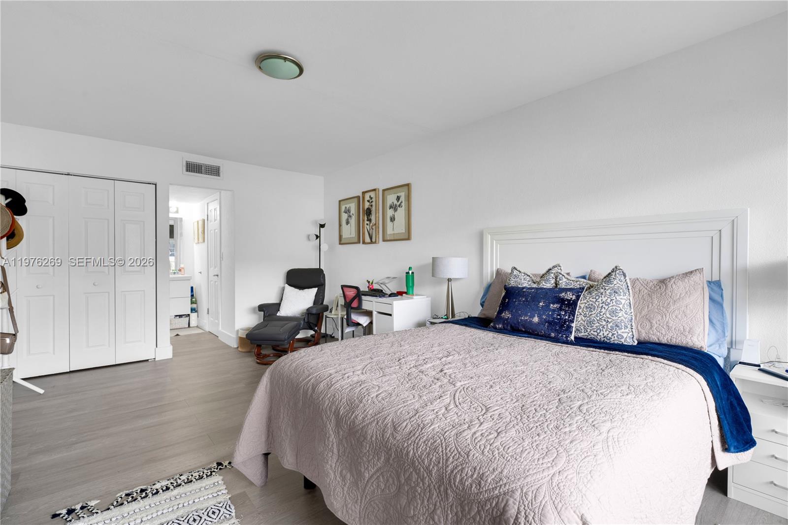 PINEBARK CONDO NO 1 - Residential