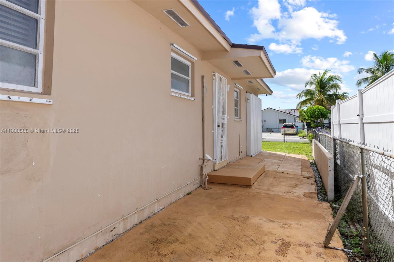 SUNLAND PARK SECTION 2 - Residential Lease