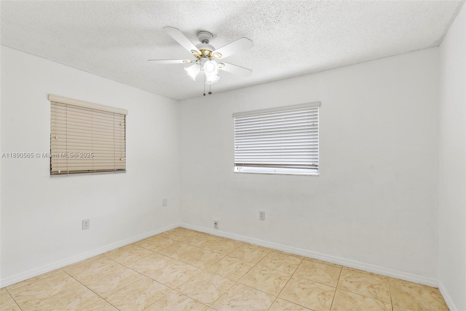 SUNLAND PARK SECTION 2 - Residential Lease